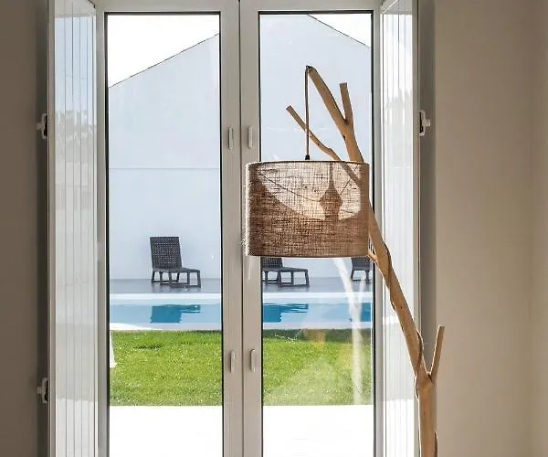 Gospodarstwo wiejskie Pe No Campo And Carvalhal (Leiria)