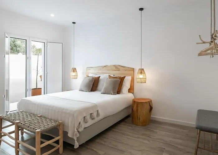 Pe No Campo And * Carvalhal (Leiria)