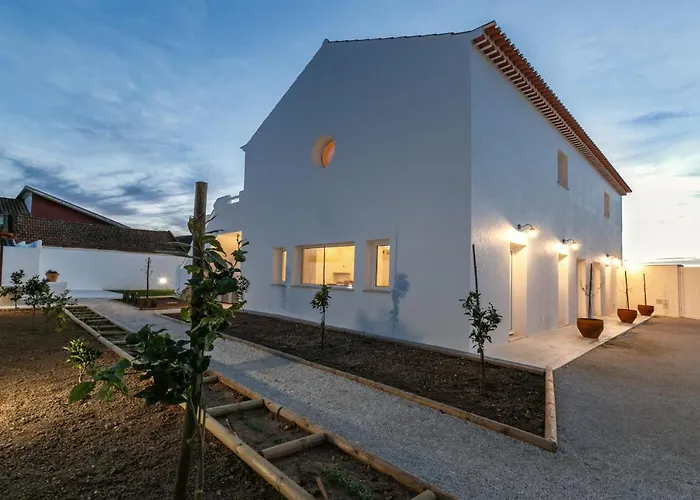 Gospodarstwo wiejskie Pe No Campo And *